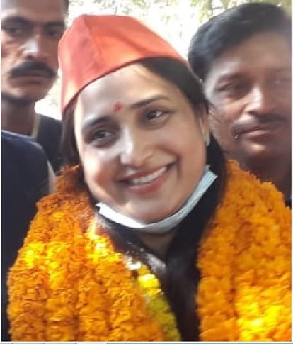 up election 2022: Nadeem Javed in Jaunpur on the last day of nomination, 94 including former minister Jagdish Narayan Rai filled the form