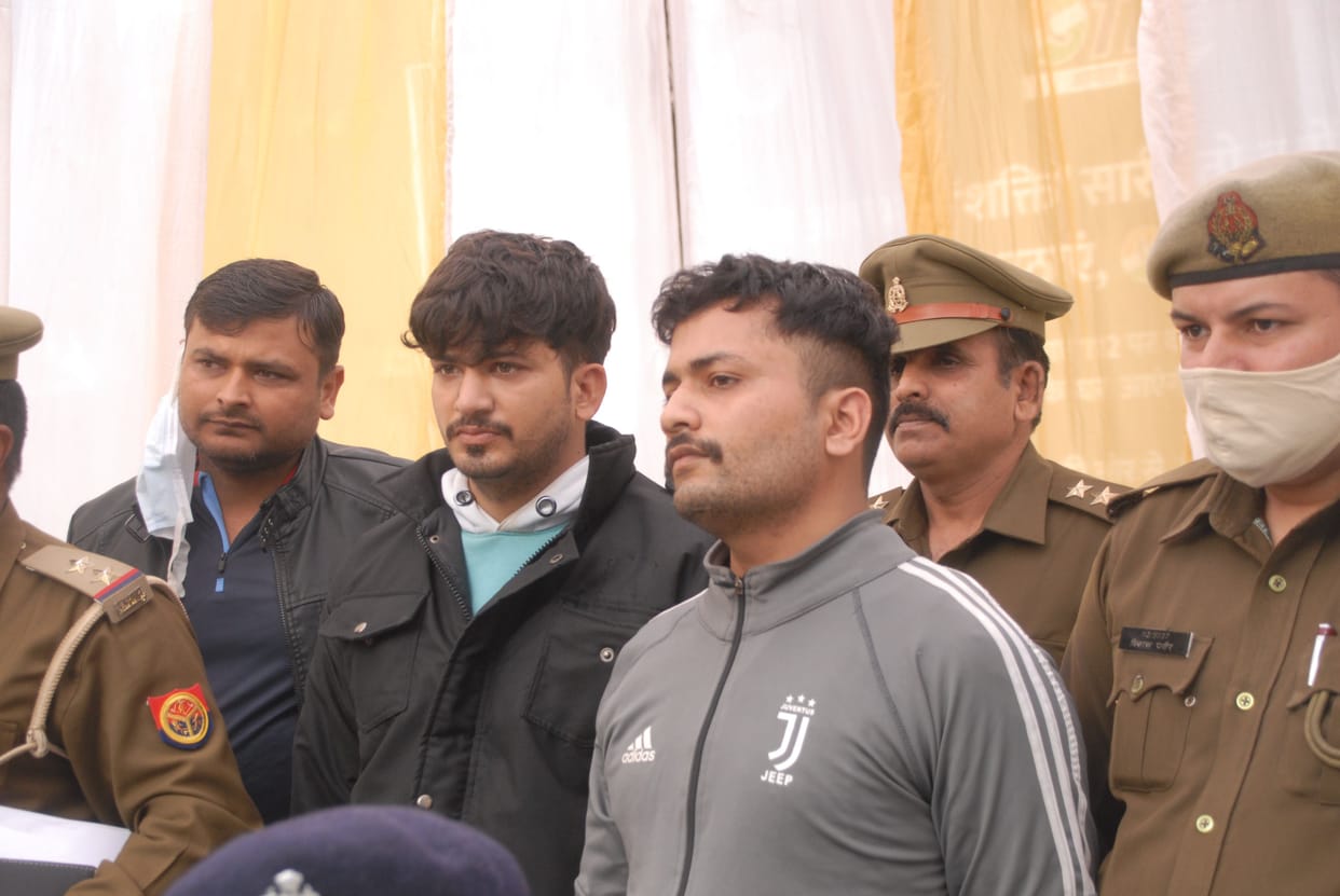When the mileage of Scooty decreased, the brothers robbed the bike, arrested