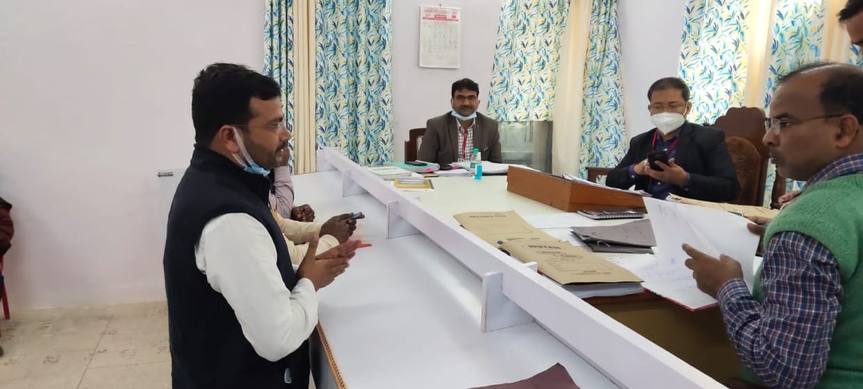 26 filed nominations on the last day