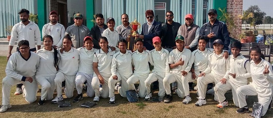 Rudrapur College women's cricket team became champion