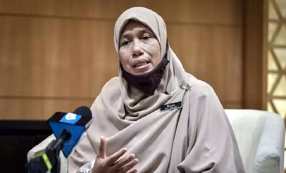 Malaysia women minister controversial statement advised husband to beat their stubborn wife