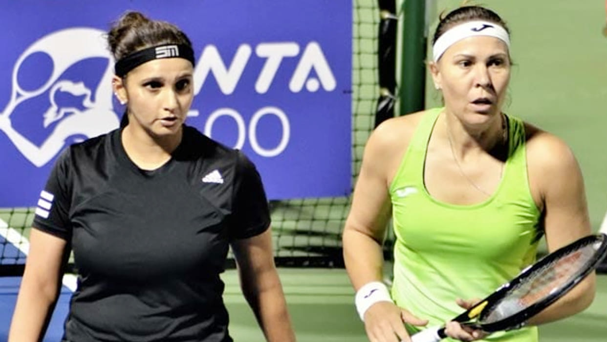 Dubai Tennis Championships: Sania Mirza and Lucie Hradecka women's doubles pair enters semifinals of tournament