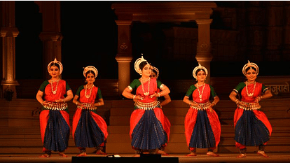 Khajuraho Dance Festival 2022 Will Start From February 20, Governor  Mangubhai Patel Will Inaugurate, Will End On February 26 - Amar Ujala Hindi  News Live - खजुराहो डांस फेस्टीवल:20 से शुरू होकर