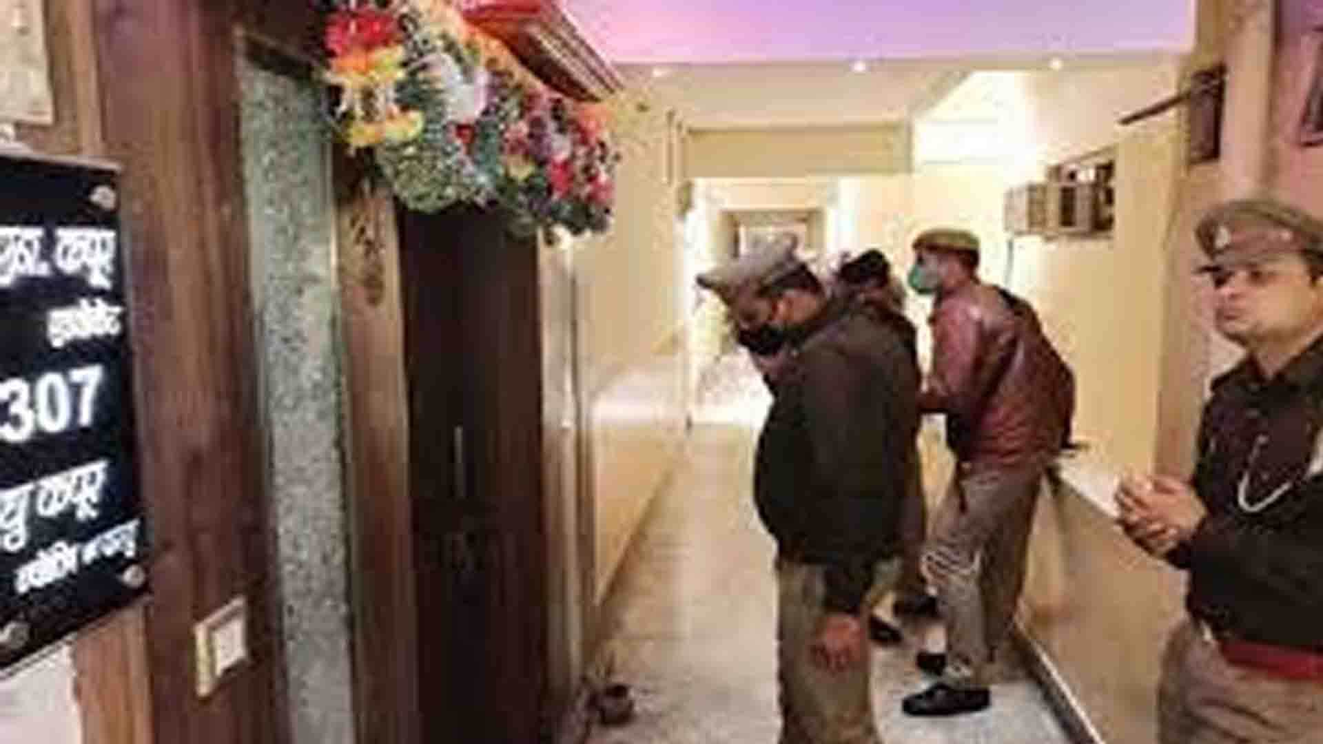 Kanpur Madhu Kapoor Murder Case Madhu Kapoor daughter doubts story of maid