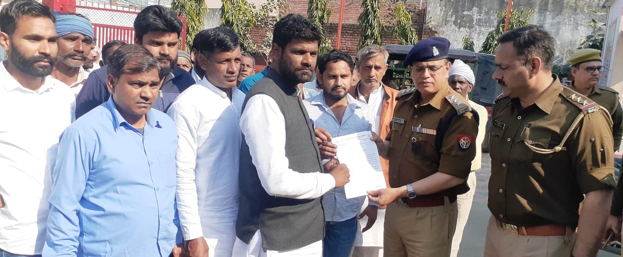 People of Kashyap community staged a protest
