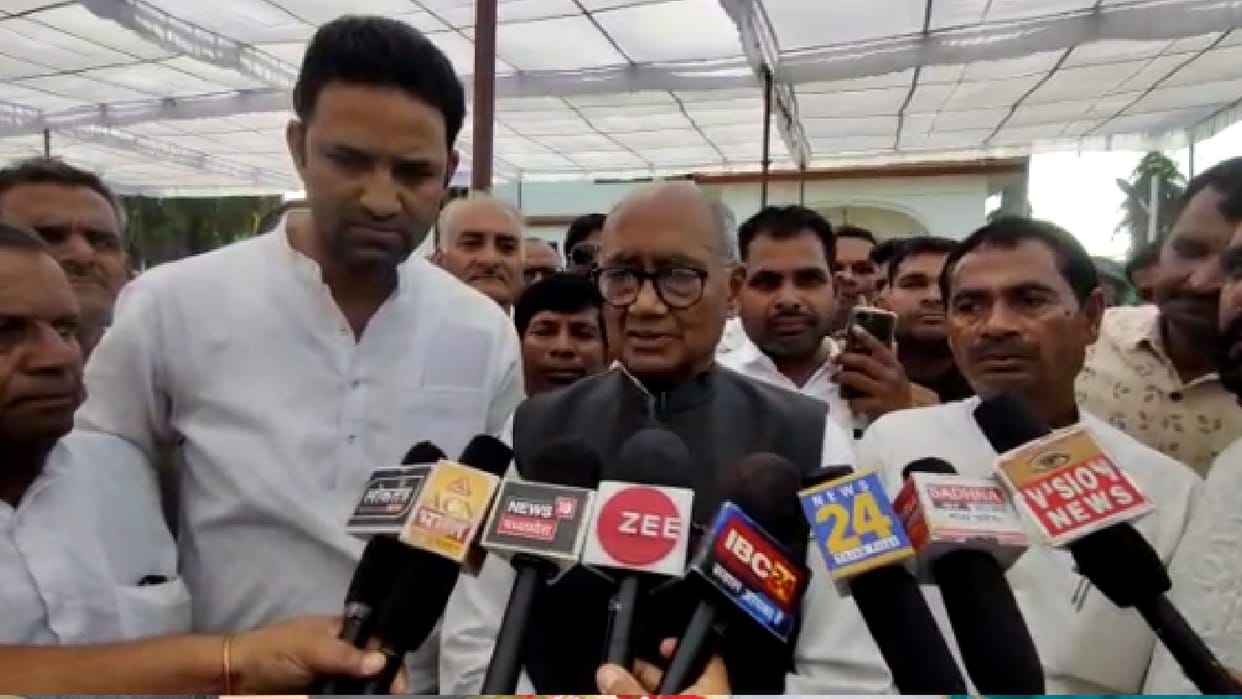Khargone: Digvijay Singh reached Borawan, said – the statement of Chief Minister Charanjit Singh Channi was misinterpreted