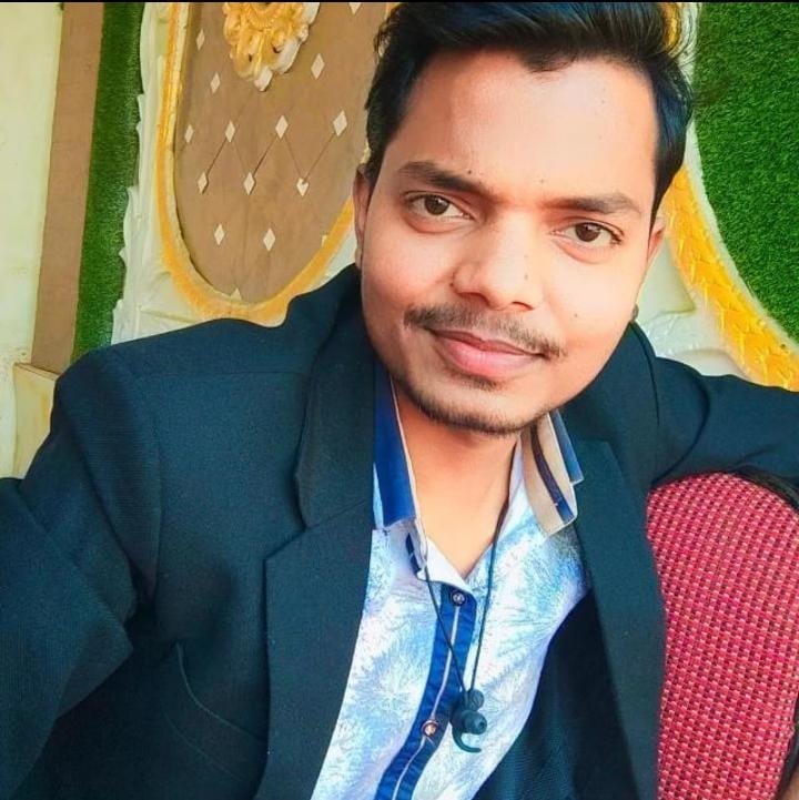 Barabanki: Body of B Pharma student found on railway track, suicide note found in room