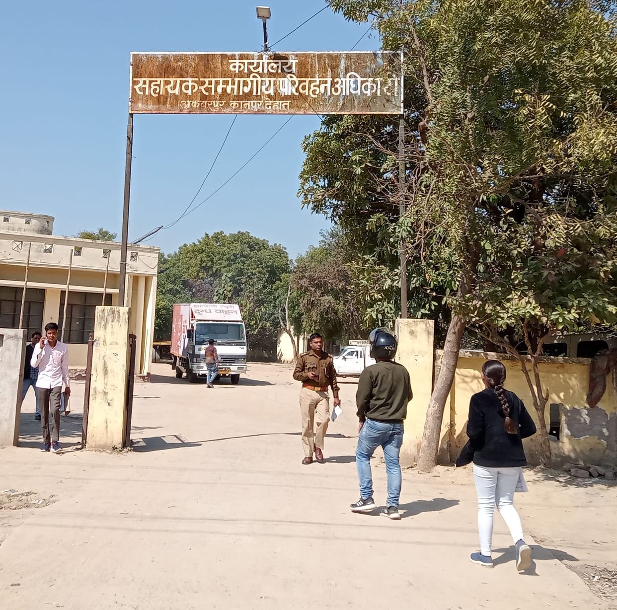 ARTO office employees busy in election, applicants upset due to lack of license