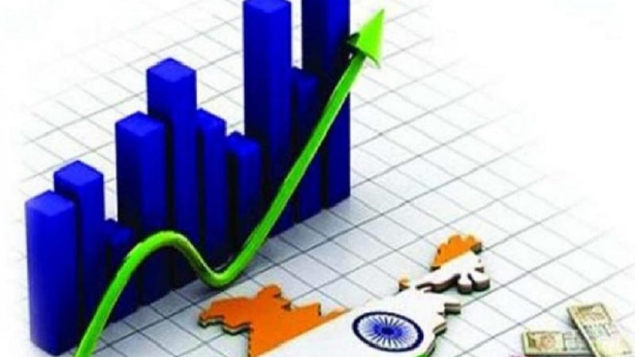 India Q4 report card Govt released data of GDP Growth Fiscal deficit lower than earlier estimate news in hindi