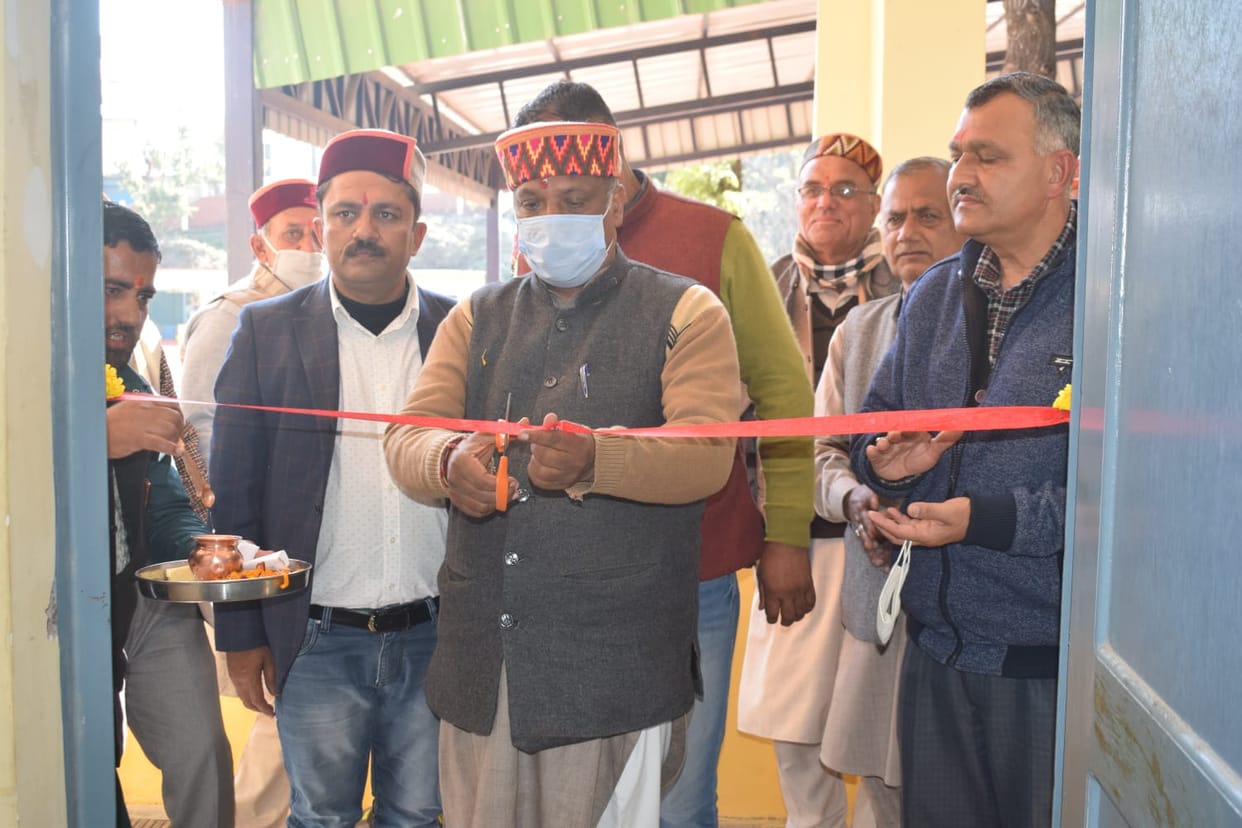 power minister innaugreted school building