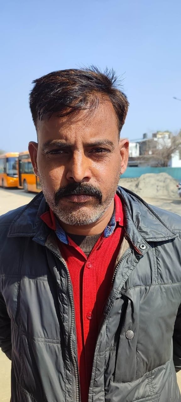 E-bus drivers create ruckus for not getting duty