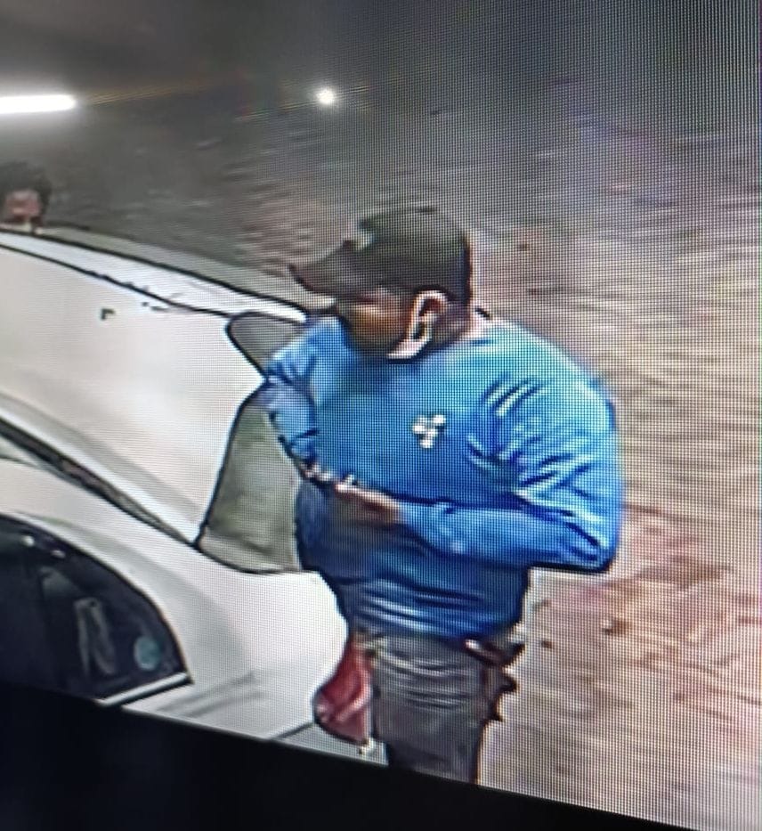 The car rider got furious after filling 28 thousand petrol and diesel