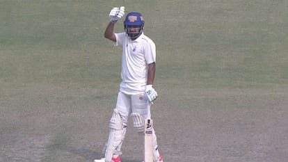 Ranji Trophy 2022 Najafgarh new Star lalit yadav hits 177 runs with 10 sixes against tamil nadu for delhi