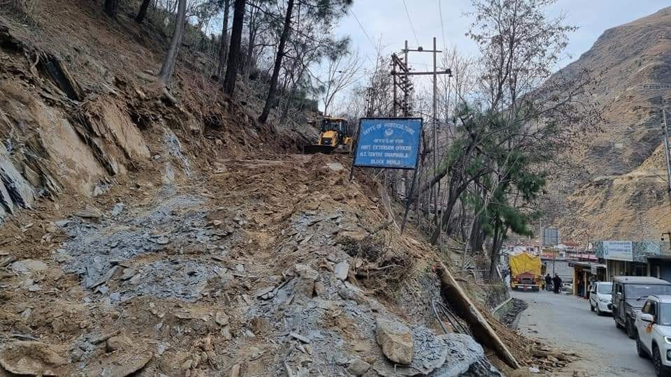 Bagheigarh-Chanju road restored after seventeen and a half hours