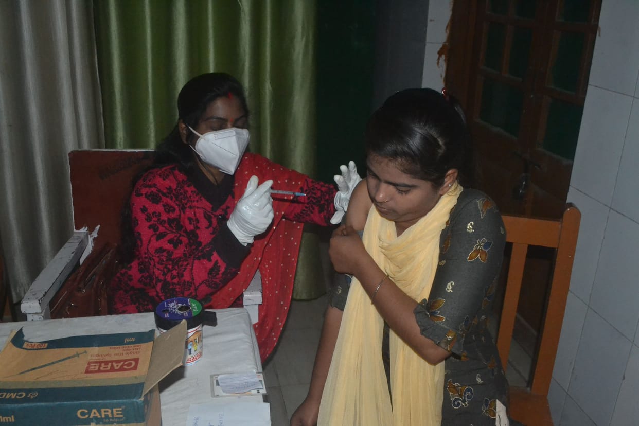 vaccination of 5963 people