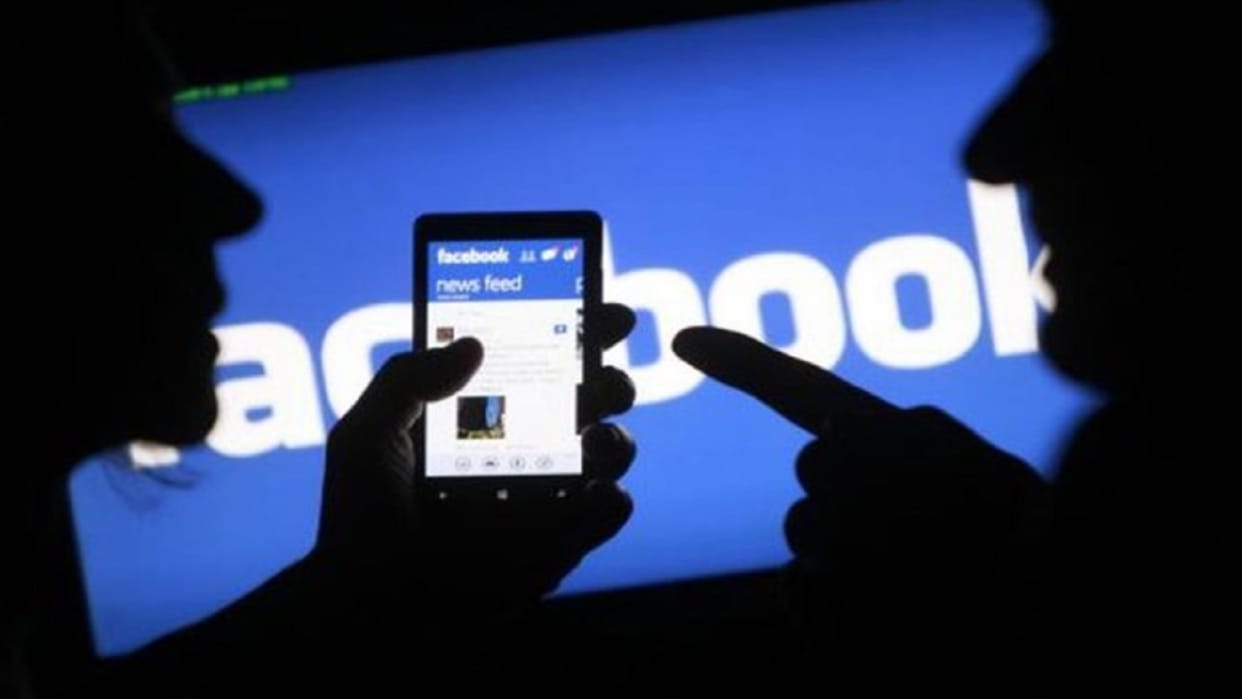 Meerut News: fraud on facebook accused beaten