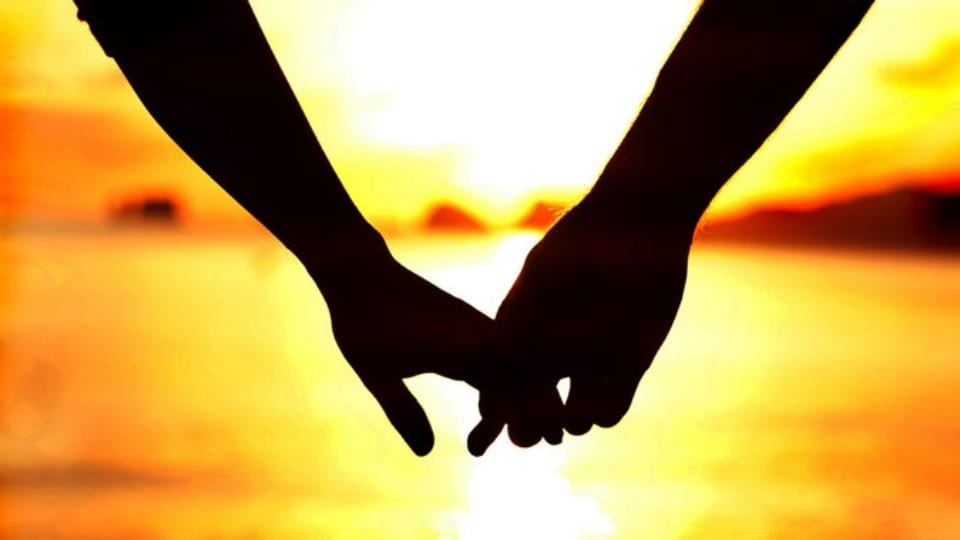 women abscond with lover after 10 years of marriage and left four children