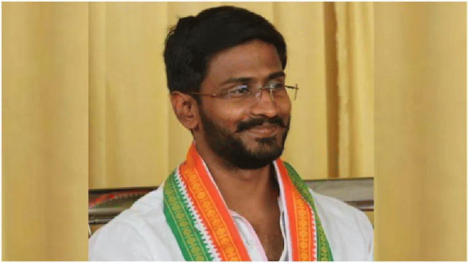 Telangana Congress leader Venkat Balmoor, who celebrated CM KCR's birthday using a donkey, arrested for donkey theft