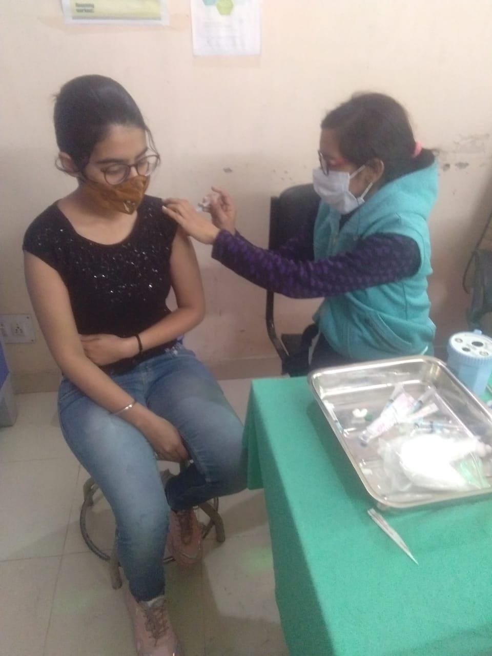 Corona infected woman dies, 10 new patients found
