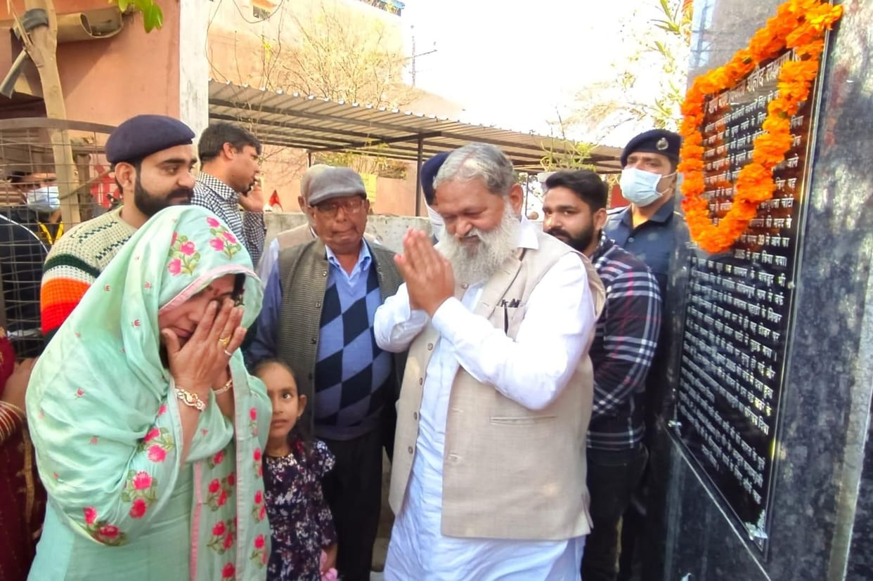 Honoring the martyrs is our utmost responsibility: Anil Vij