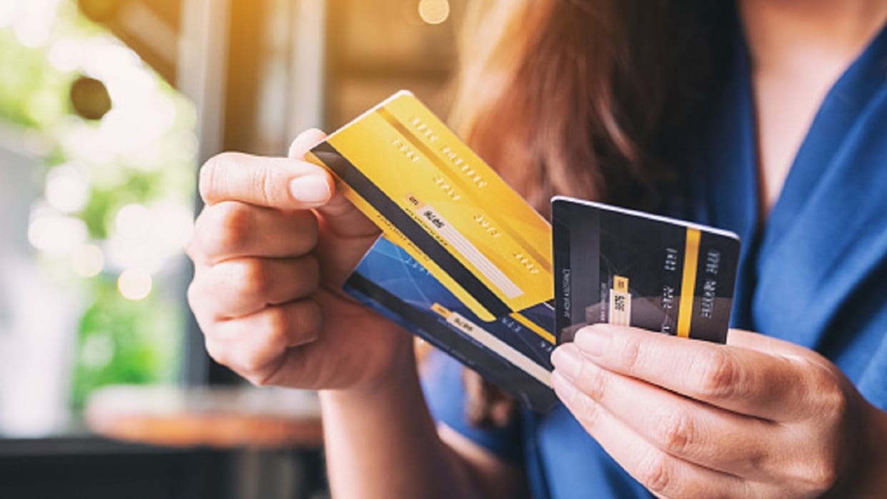 RBI issued new guidelines for Credit Card issuer Pay Rs 500 Each Day if Card is Not Closed Within a Week