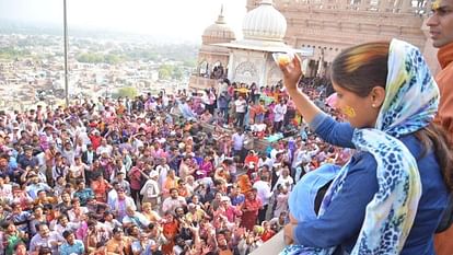 Laddu Holi 2024 Celebrations In Barsana Mathura