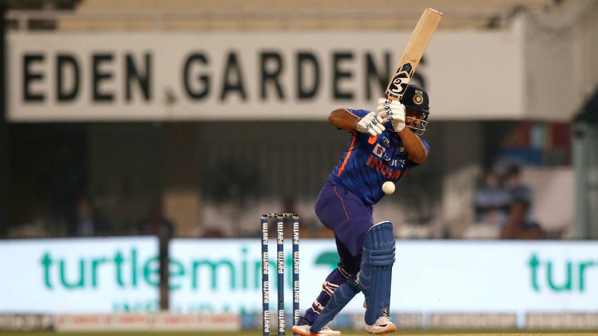 IND vs WI 2nd T20 Photo Story: Virat and pant scored Half Century chahal and bhuvneshwar takes wicket