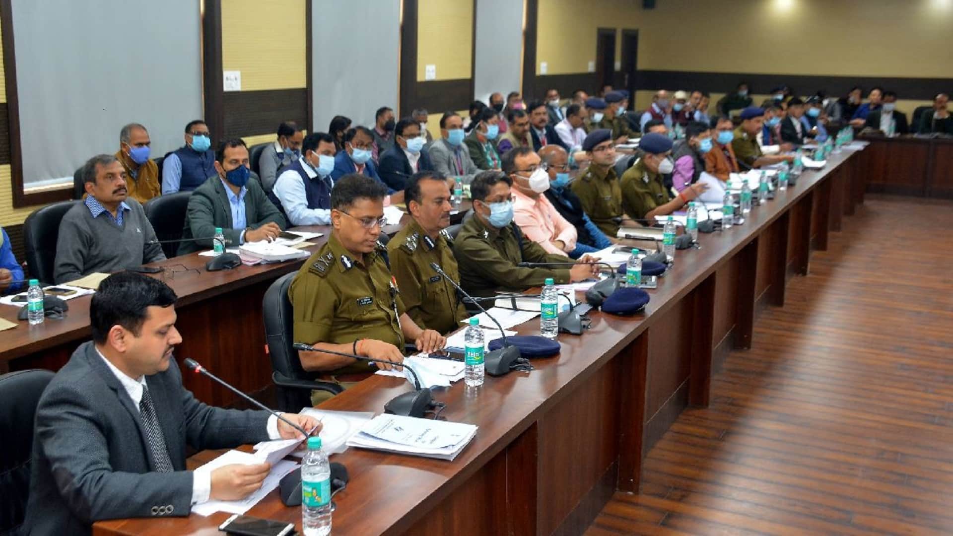 Kaushal Raj Sharma: Who is the DM of Varanasi whom Modi likes, know how the transfer stopped in 24 hours?