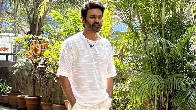 South Superstar Dhanush Second Directorial Venture D5o Shooting Begins  Actor Share First Look Poster - Entertainment News: Amar Ujala - D50:धनुष  की 'd50' की शूटिंग हुई शुरू, फिल्म के पोस्टर में सुपरस्टार