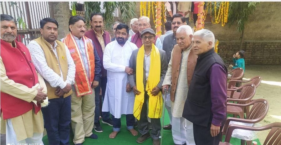 Hathras: Celebrated the death anniversary of freedom fighter Pandit Shiv Shankar