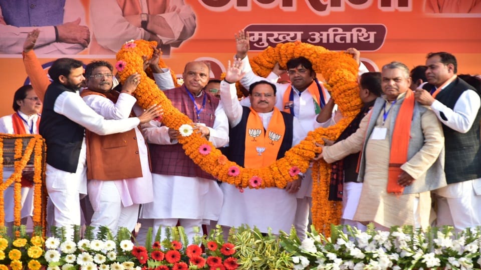 up election 2022 jp nadda targets samajwadi party in siddharthnagar said akhilesh yadav does not trust police but terrorists