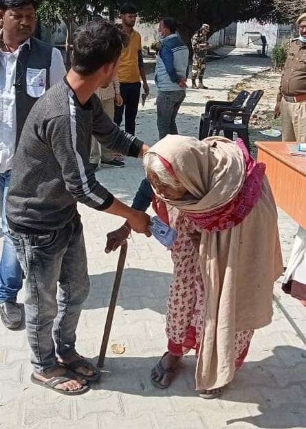 The spirit of the disabled-elderly increased the pride of democracy