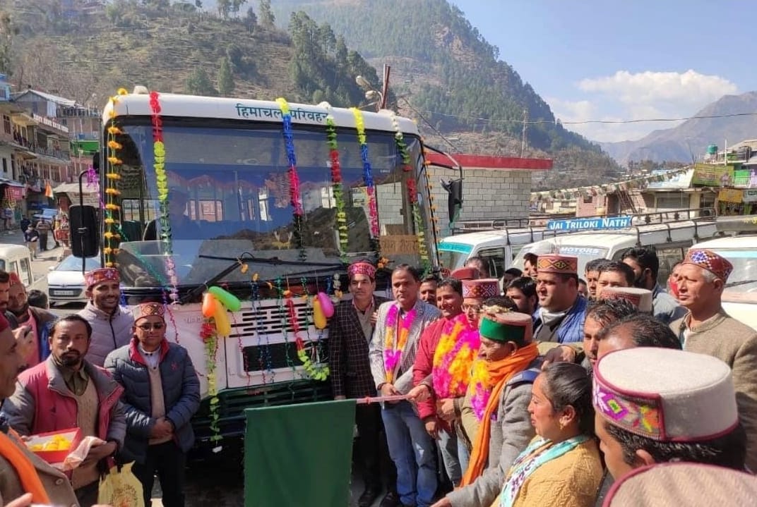 After independence, now the bus reached Shenshar
