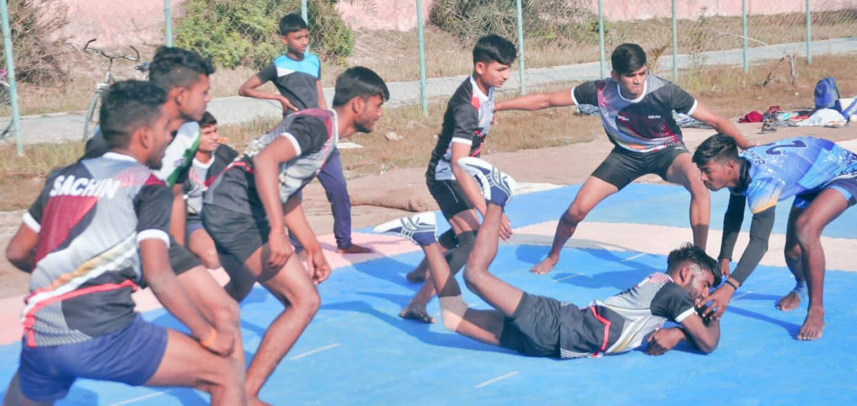 Jalaun shines in Bundelkhand level Kabaddi, defeating Banda in the final