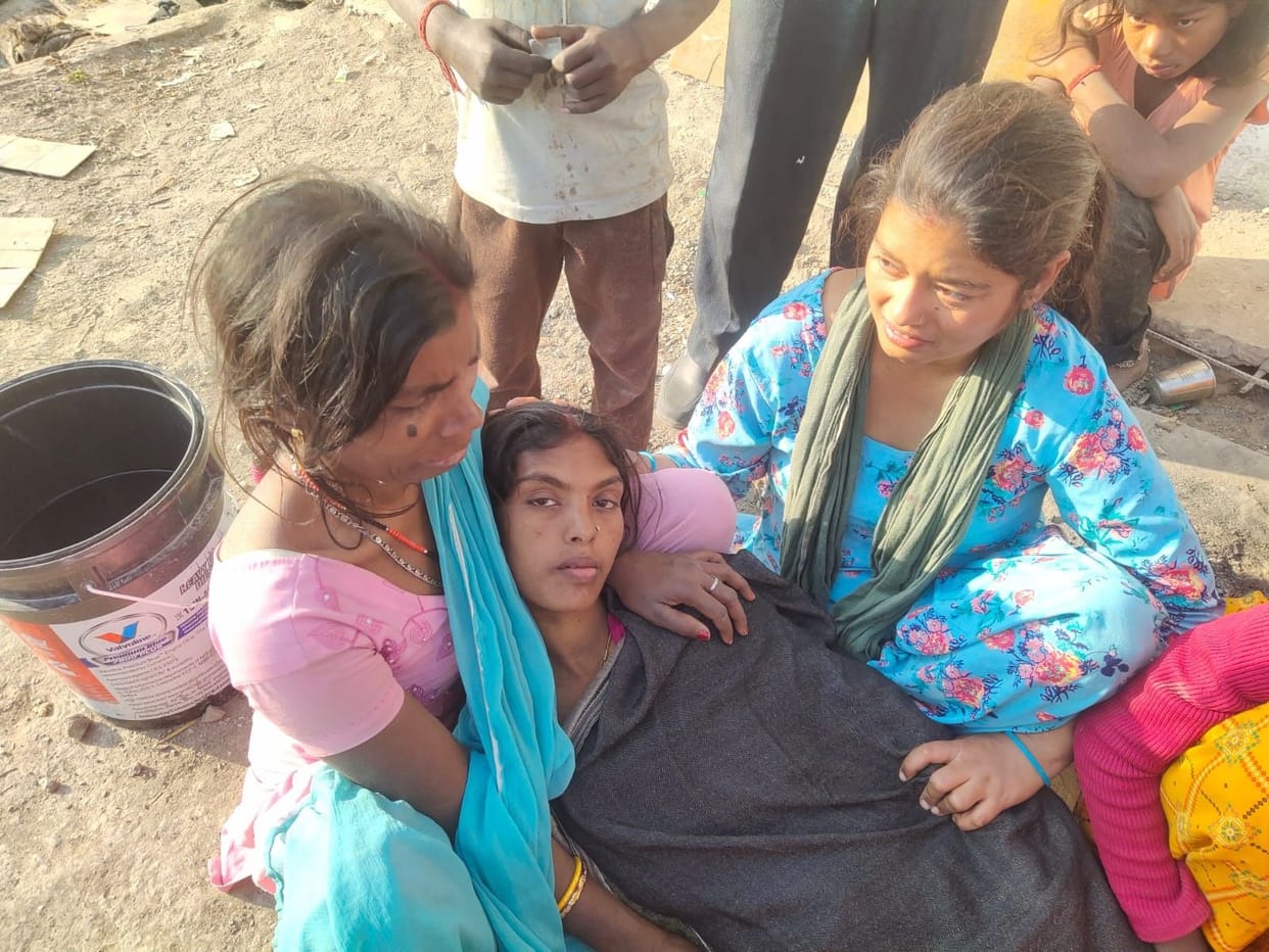 The body of a child missing for four days was found in the gutter of a chicken farm, fell in the gutter while playing