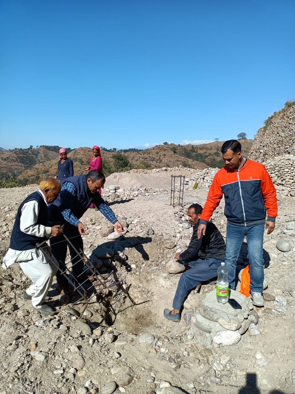 Garbage plants will be built in all six development blocks of the district, there will be solid and liquid waste management