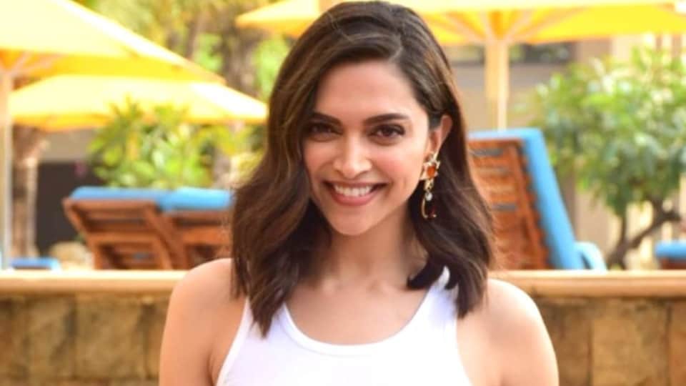 deepika padukone most controversial movies and box office collection pathaan ramleela padmavat bajirao mastani