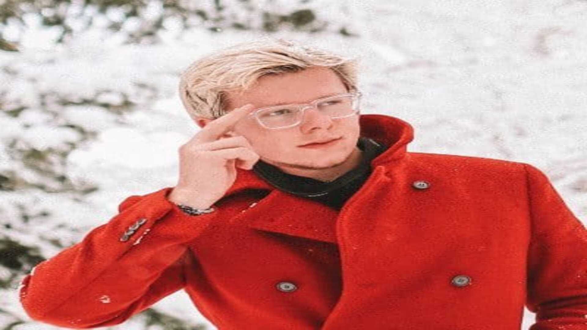 Youngest Bitcoin Millionaire ये हैं दुनिया के सबसे युवा बिटकॉइन करोड़पति,  हाई स्कूल के बाद छोड़ दी थी पढ़ाई - Erik Finman Is Cryptocurrency Youngest  Bitcoin Millionaire Of The World Whom Had