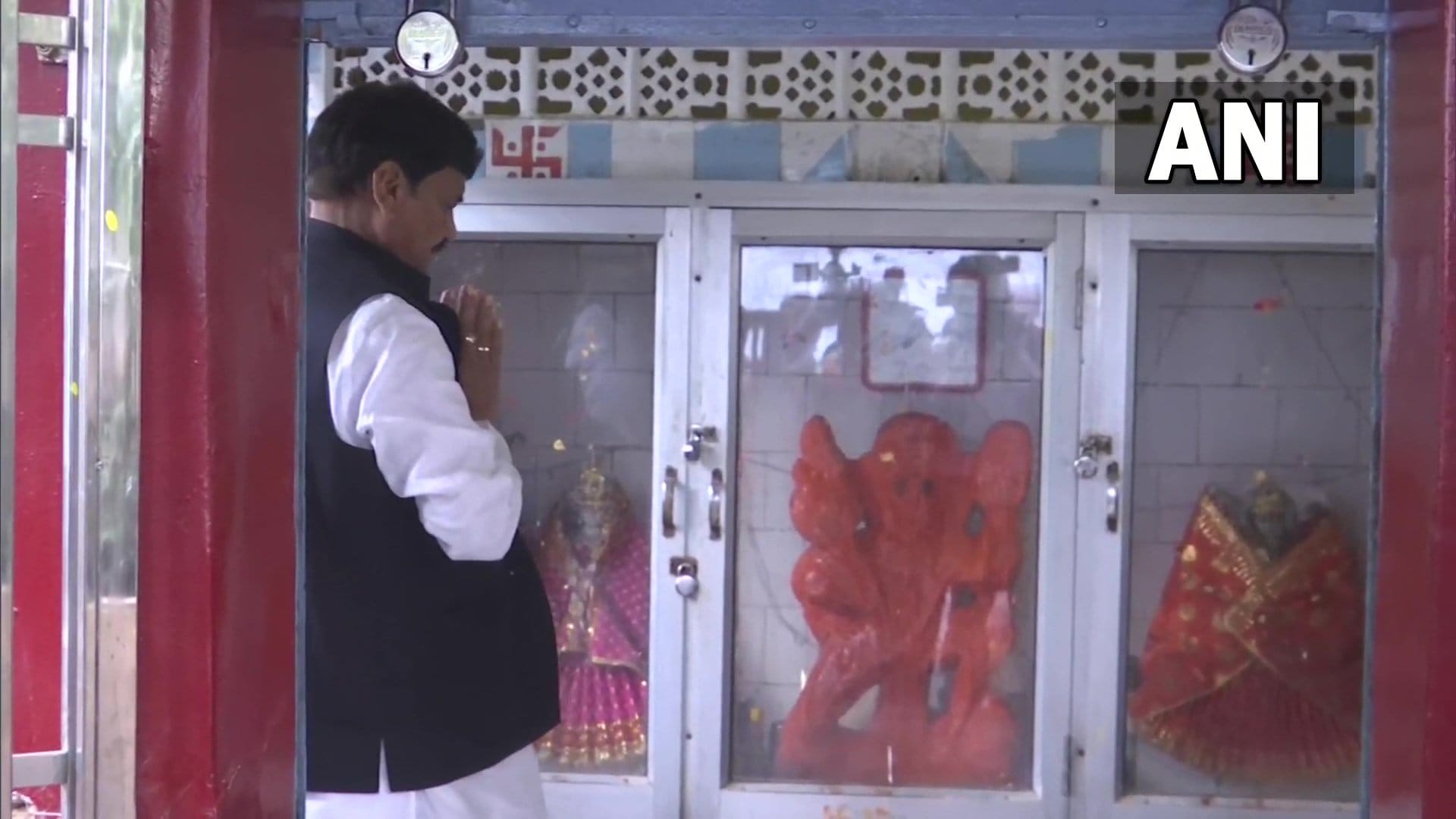 UP Chunav 2022: After years, SP General Secretary Ram Gopal Yadav, seen with younger brother Shivpal said today the figure of 150 seats will be crossed