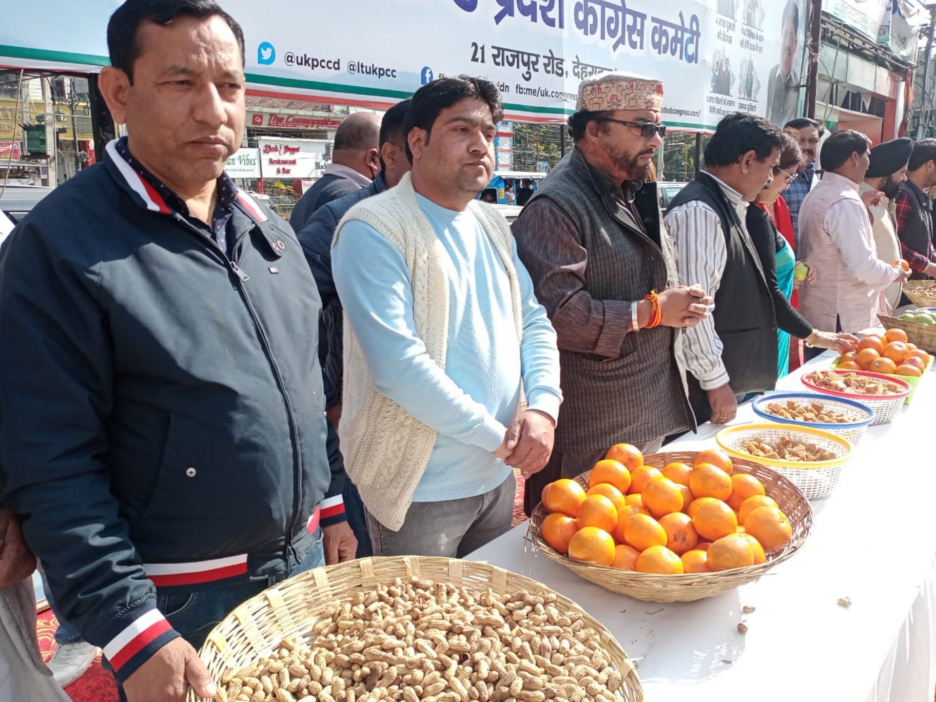 Uttarakhand Election 2022 : Harish Rawat arrived in Malta Nimbu Party, after successful holding of assembly elections