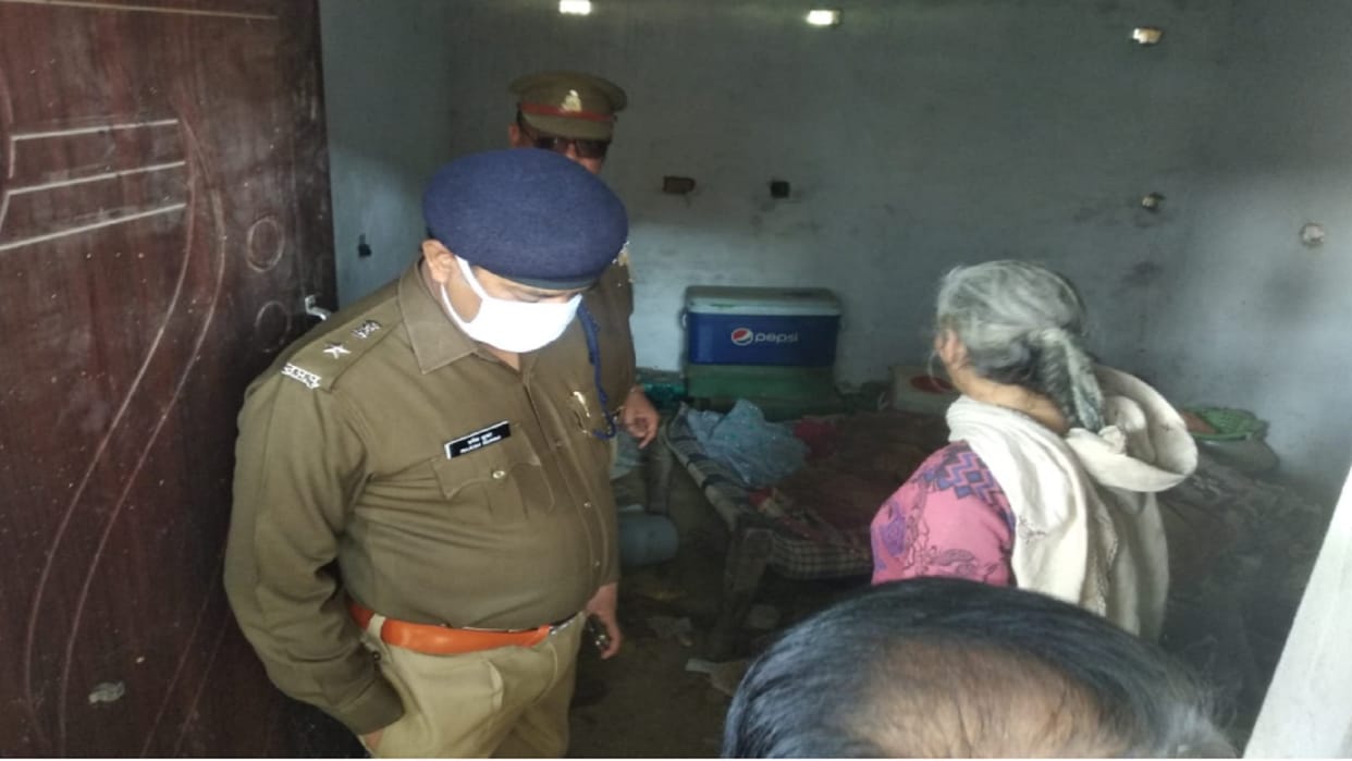Murder in Bijnor : A girl murdered dead body found in the room
