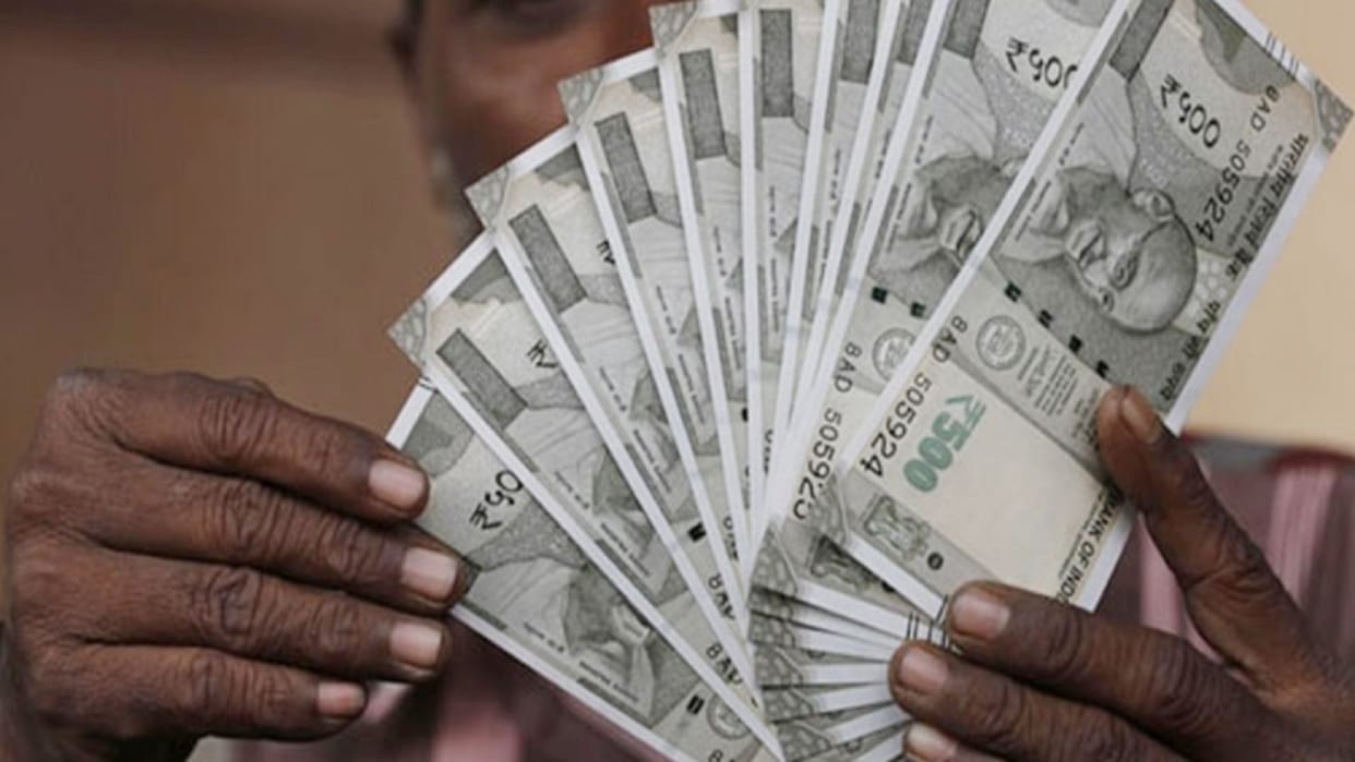 Meerut News: Anuj became an officer with fake documents, kept getting salary from Lucknow