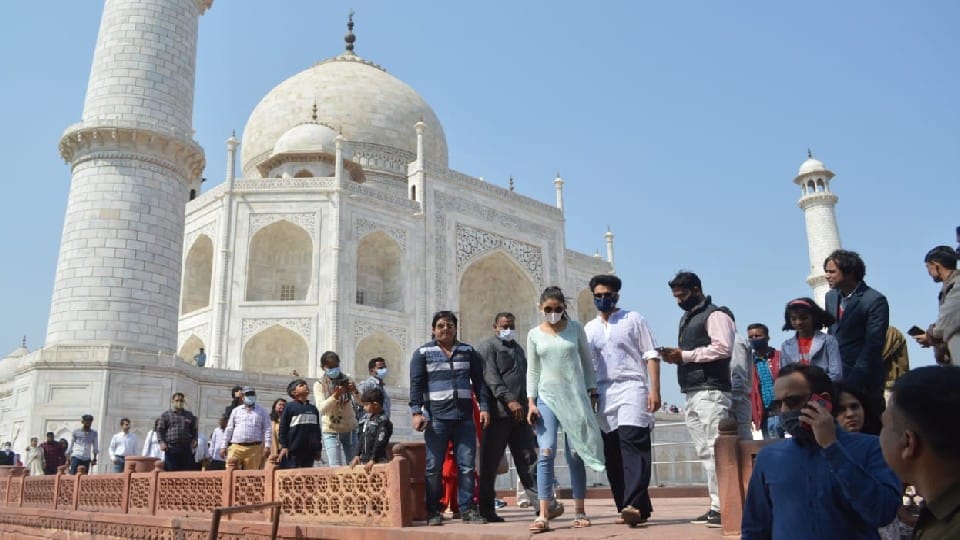 Producer Luv Ranjan And Alisha Veda Wedding in Agra Rakul Preet and Jackky Bhagnani visited Taj Mahal