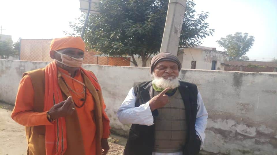 UP Election 2022 Third Phase Firozabad, Kasganj Seats Voting bride cast her vote in Firozabad