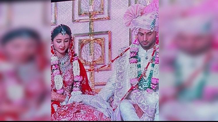 Anil Ambani Son Anmol Ambani And Khrisha Shah Are Married First Picture Out Entertainment News 8341