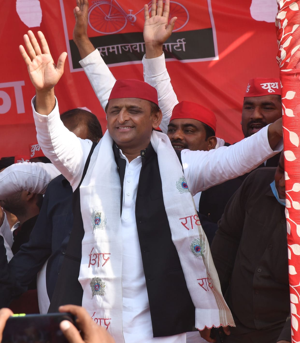 akhilesh yadav rally in sultanpur.