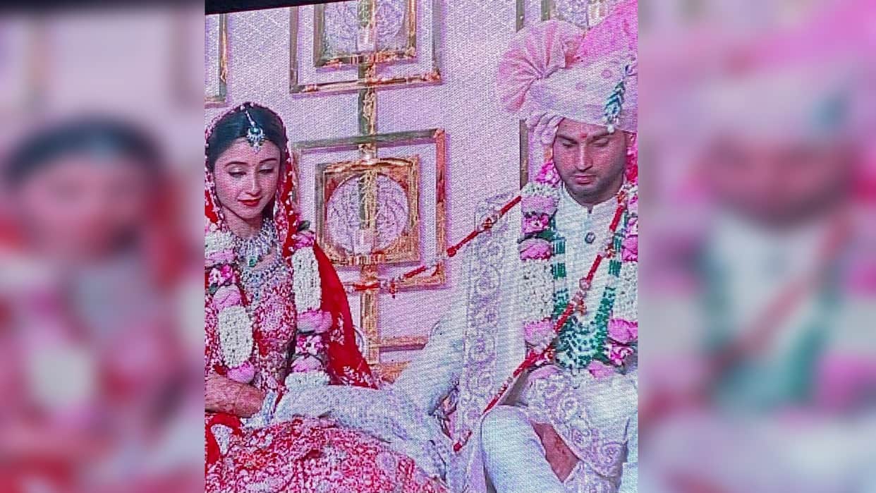 Anil Ambani son anmol Ambani and khrisha Shah are married first picture out