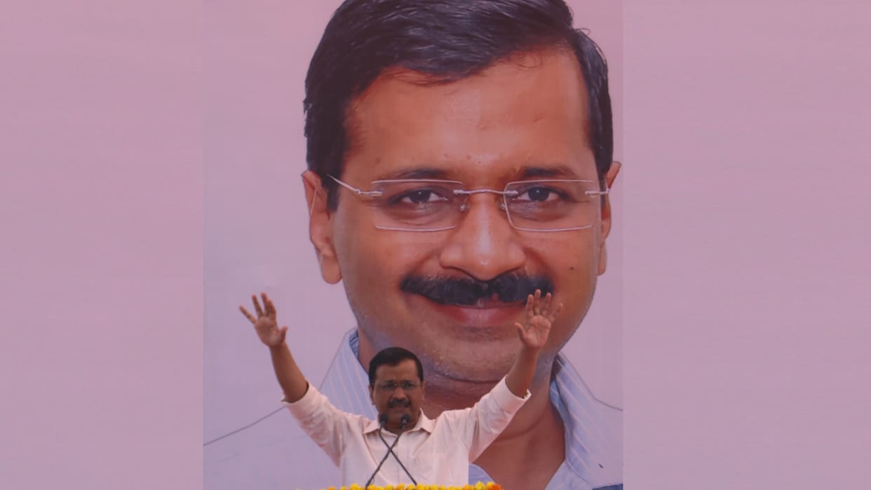 UP Election 2022 CM Arvind Kejriwal Took a Jibe at Kumar Vishwas in Lucknow Rally