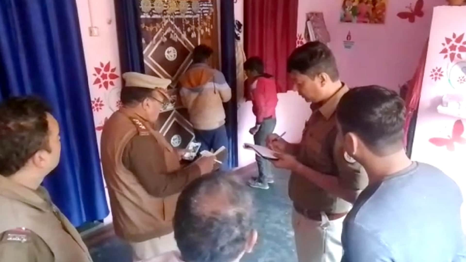Bijnor murder case: Shivani was fight to attackers before killed in village see photos