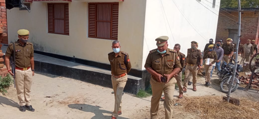 murder in ghazipur younger brother killed elder brother after dispute with mother in  small matter
